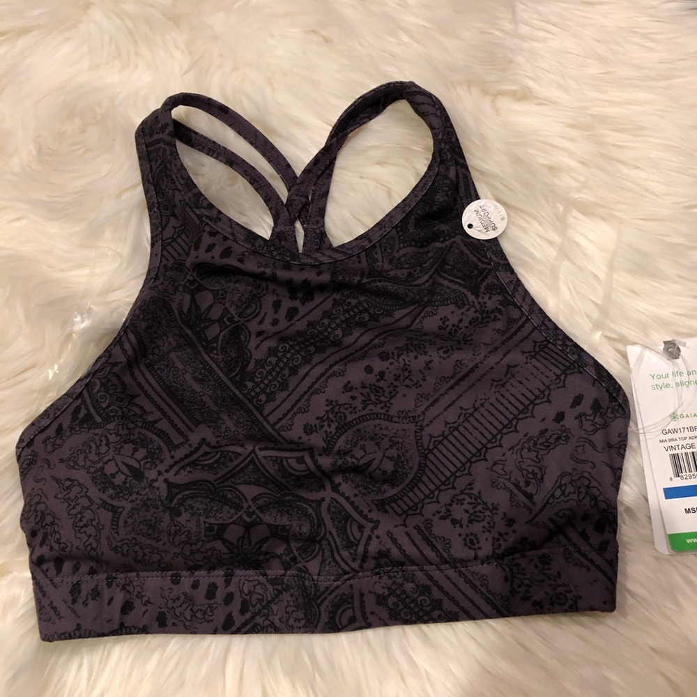 NWT Gaiam sports bra